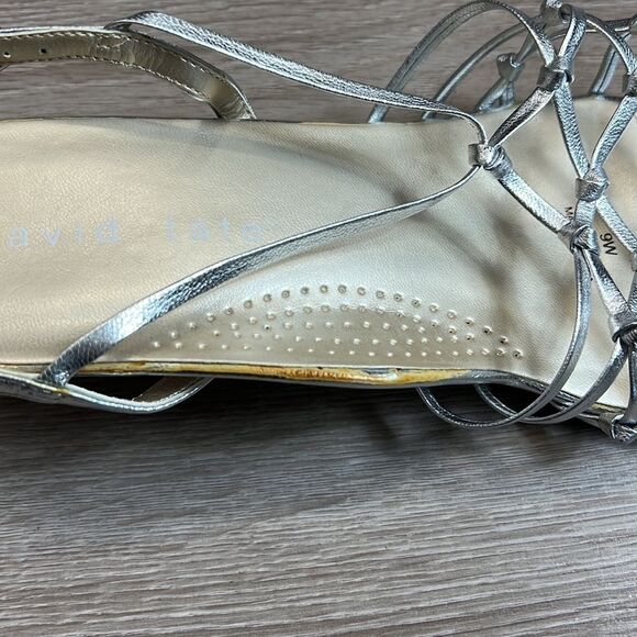 NIB David Tate Silver Kidskin Metallic Sandals Size 9W - Picture 8 of 10